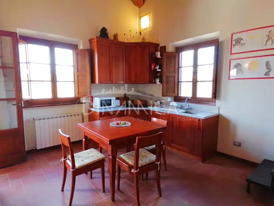 Immagine 10 di Appartamento in vendita  a Volterra