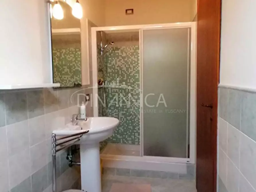 Immagine 21 di Appartamento in vendita  a Volterra