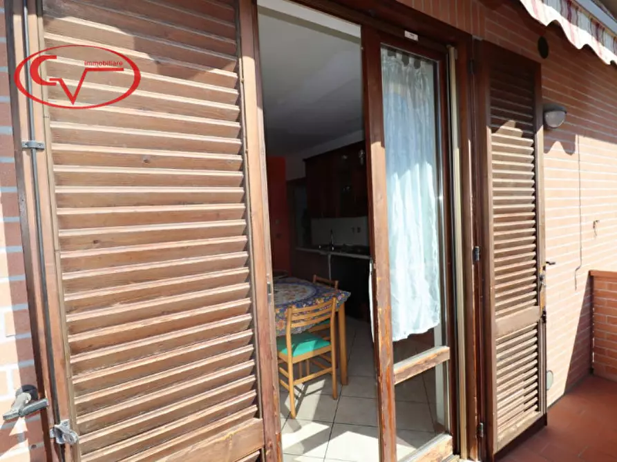 Immagine 8 di Appartamento in vendita  in via della Ginestra a Montevarchi