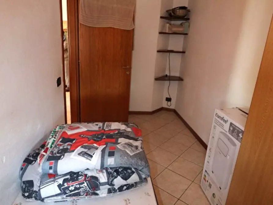 Immagine 17 di Appartamento in vendita  in via della Ginestra a Montevarchi