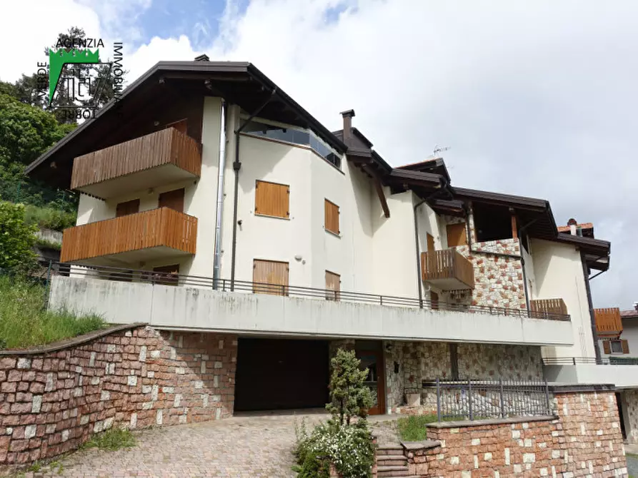 Immagine 2 di Appartamento in vendita  in Cavedago a Cavedago