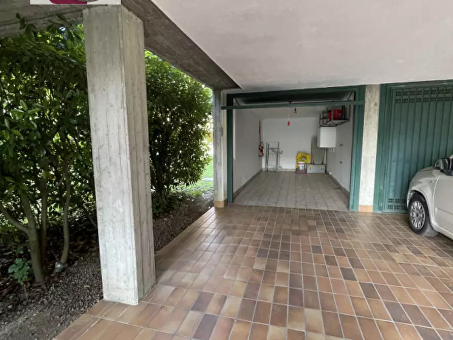 Immagine 15 di Appartamento in vendita  in Via Montà a Padova
