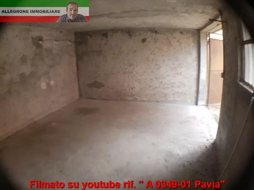 Immagine 6 di Garage in affitto  in brenta a Pavia