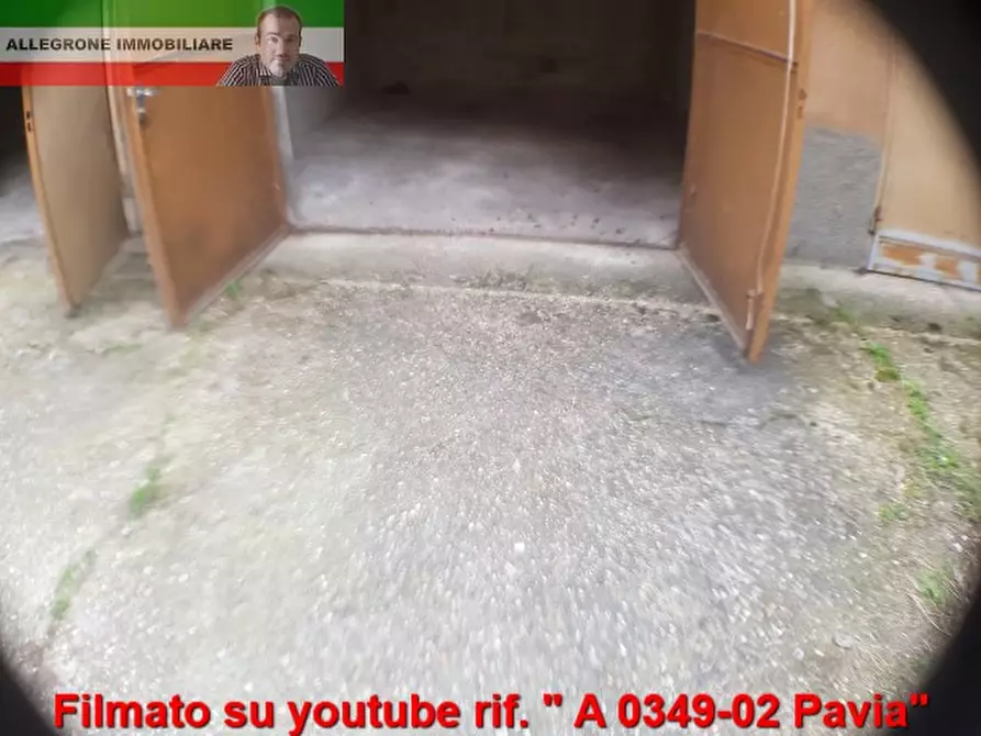 Immagine 2 di Garage in affitto  in brenta a Pavia
