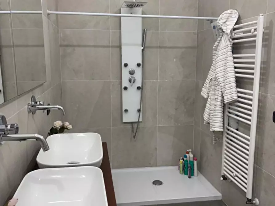 Immagine 44 di Appartamento in vendita  in Via Braccio Martello 63 a Lecce
