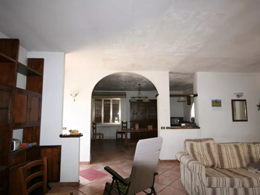 Immagine 2 di Appartamento in vendita  a Sinalunga