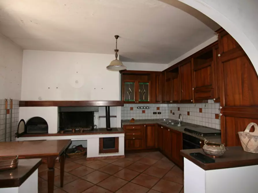 Immagine 3 di Appartamento in vendita  a Sinalunga