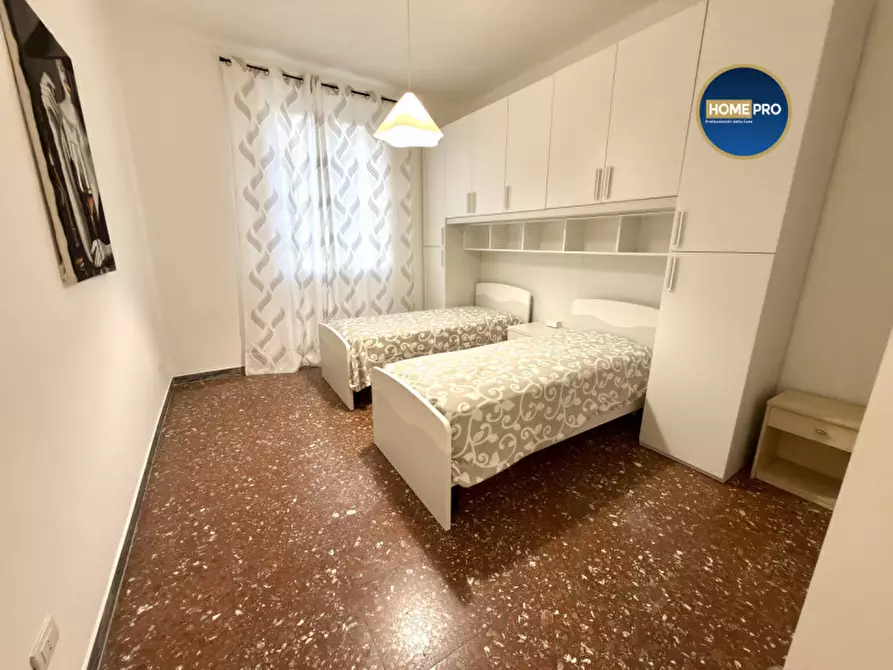 Immagine 17 di Appartamento in vendita  in Viale Furio Camillo a Roma