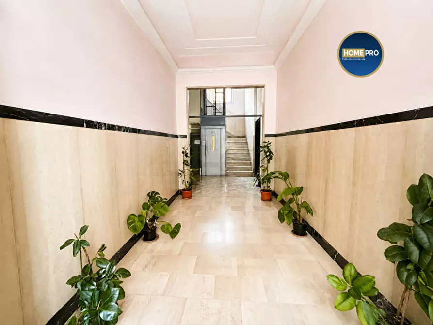Immagine 22 di Appartamento in vendita  in Viale Furio Camillo a Roma