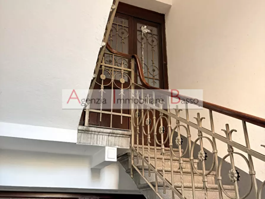 Immagine 9 di Palazzo in vendita  in RIVIERA SAN BENEDETTO a Padova