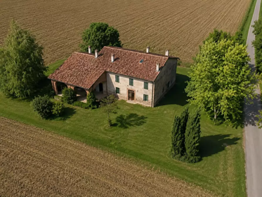 Immagine 7 di Rustico / casale in vendita  in via Mastro Achille a Sissa Trecasali