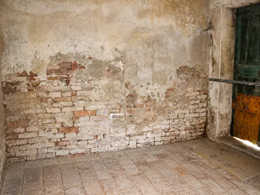 Immagine 19 di Rustico / casale in vendita  in via Mastro Achille a Sissa Trecasali