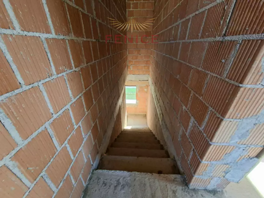 Immagine 11 di Casa bifamiliare in vendita  in Via Picciol a Montebelluna