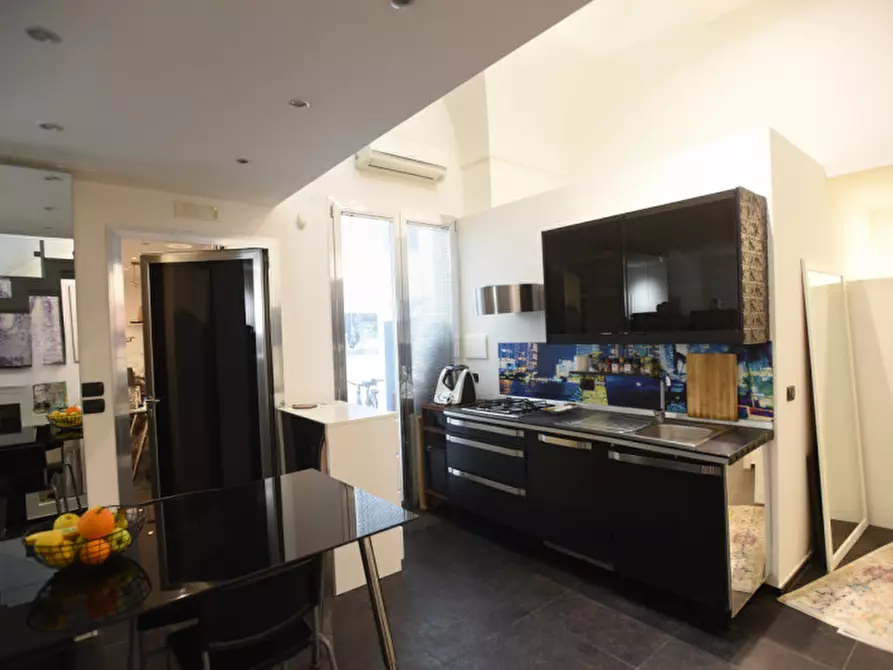 Immagine 7 di Appartamento in vendita  in Via Giovanni Antonio Orsini Del Balzo 42 a Lecce