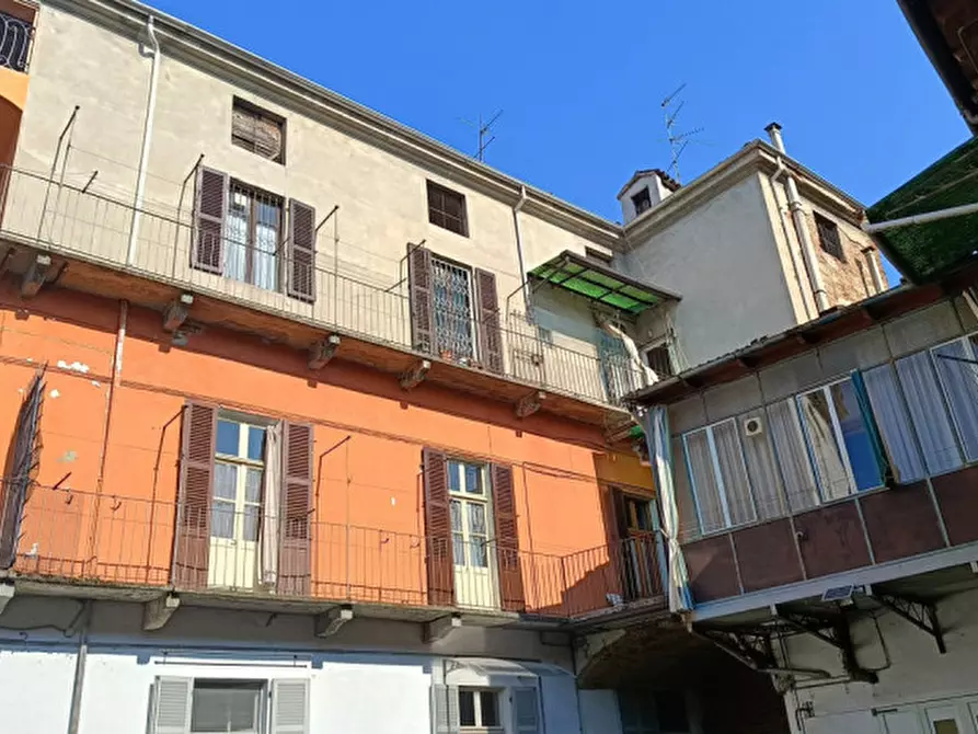 Immagine 1 di Palazzo in vendita  in Via Rufino Aliora 24 a Casale Monferrato