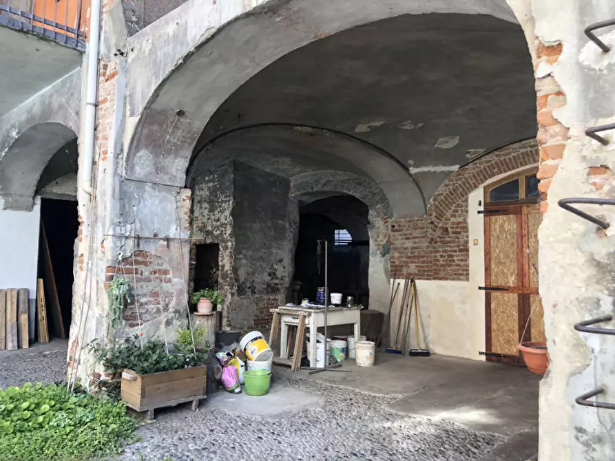 Immagine 2 di Palazzo in vendita  in Via Rufino Aliora 24 a Casale Monferrato