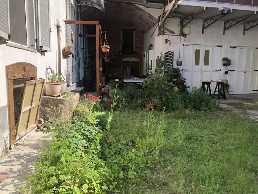 Immagine 9 di Palazzo in vendita  in Via Rufino Aliora 24 a Casale Monferrato