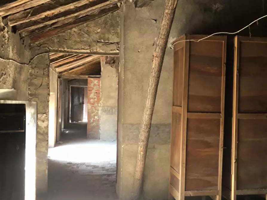 Immagine 36 di Palazzo in vendita  in Via Rufino Aliora 24 a Casale Monferrato