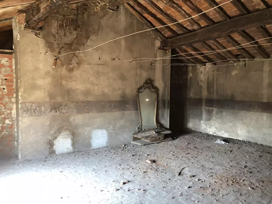 Immagine 37 di Palazzo in vendita  in Via Rufino Aliora 24 a Casale Monferrato
