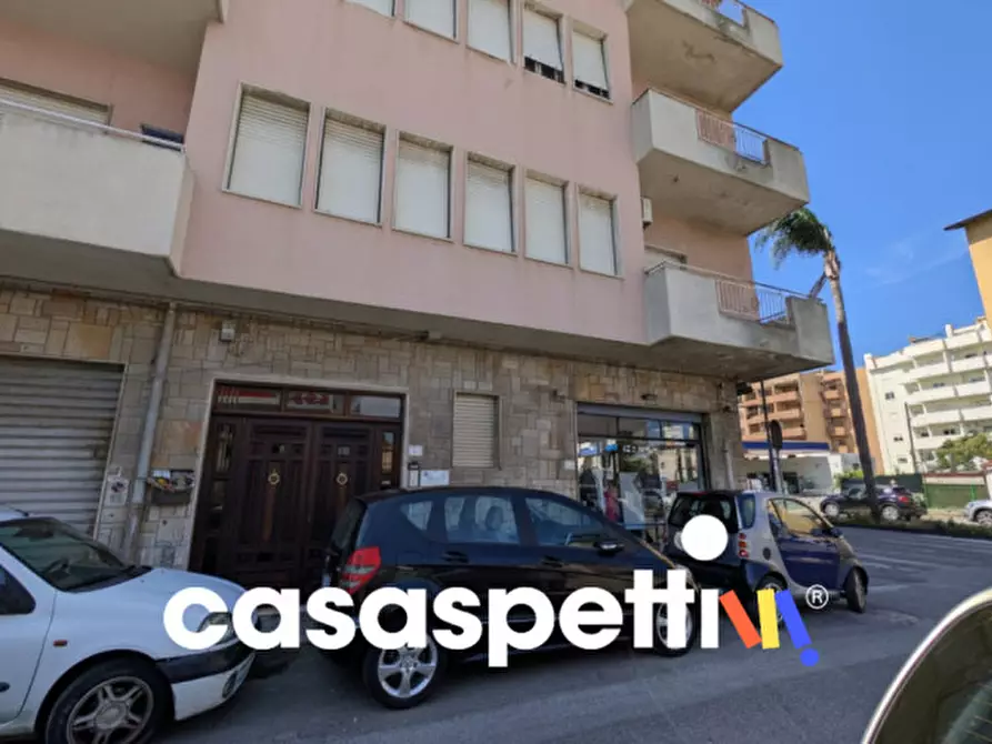 Immagine 4 di Appartamento in vendita  in Viale Aldo Moro, 4 a Reggio Di Calabria