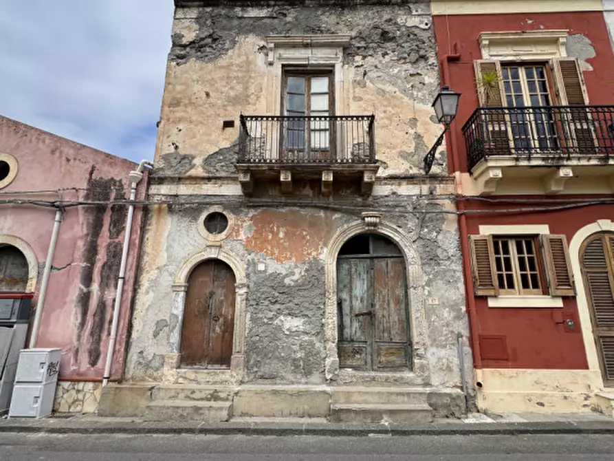 Immagine 25 di Appartamento in vendita  in Via Santa Maria Maggiore,17 a Milazzo