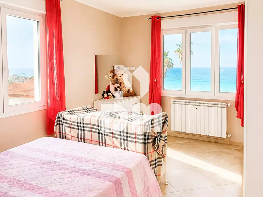 Immagine 9 di Appartamento in vendita  in Via Vittorio Emanuele II a Bordighera