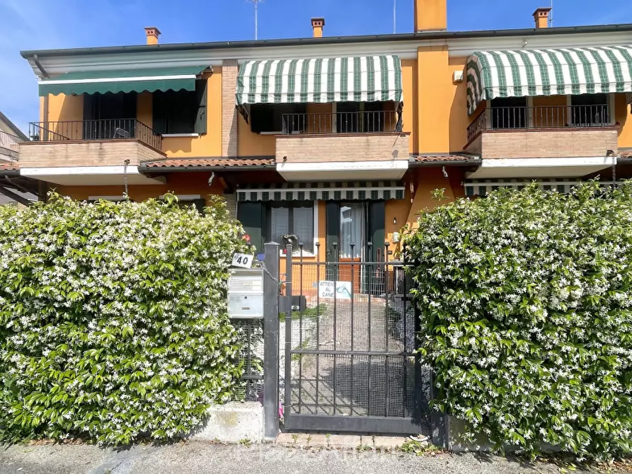 Immagine 2 di Villetta a schiera in vendita  in Via Roma a Arzergrande