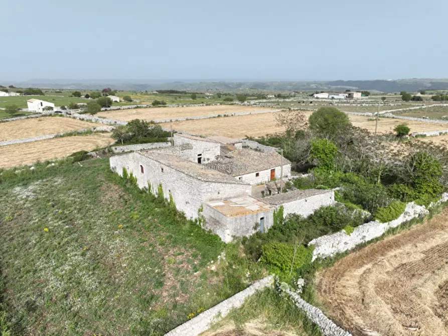 Immagine 10 di Casa indipendente in vendita  in CONTRADA TORRAZZA a Ragusa