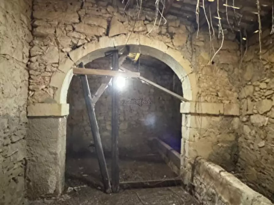 Immagine 36 di Casa indipendente in vendita  in CONTRADA TORRAZZA a Ragusa