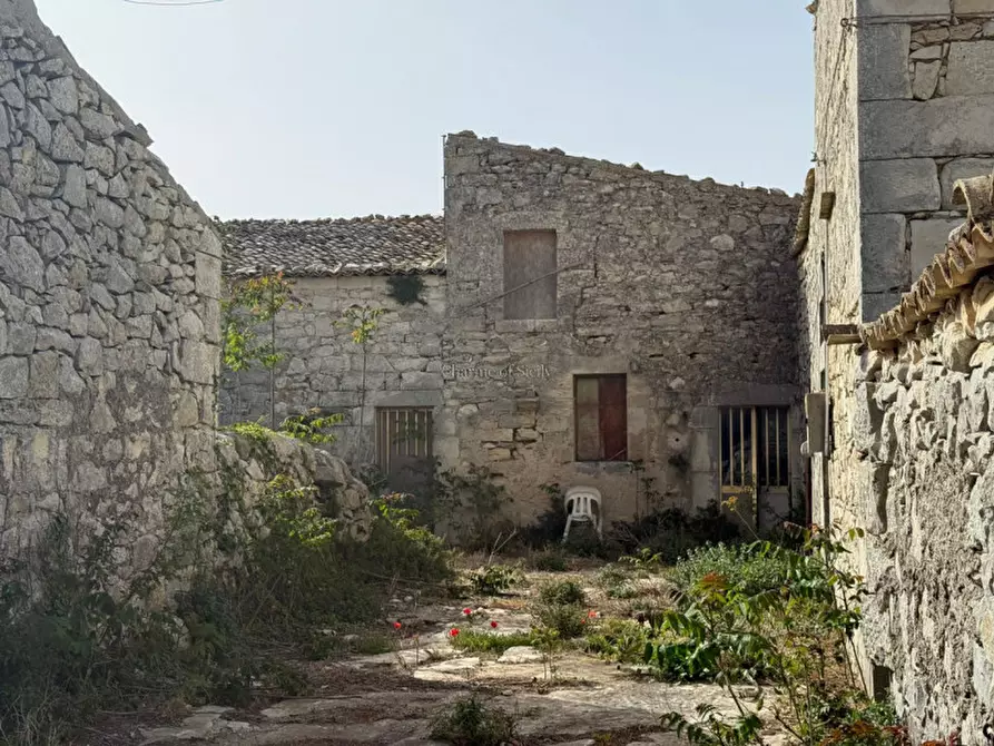Immagine 55 di Casa indipendente in vendita  in CONTRADA TORRAZZA a Ragusa