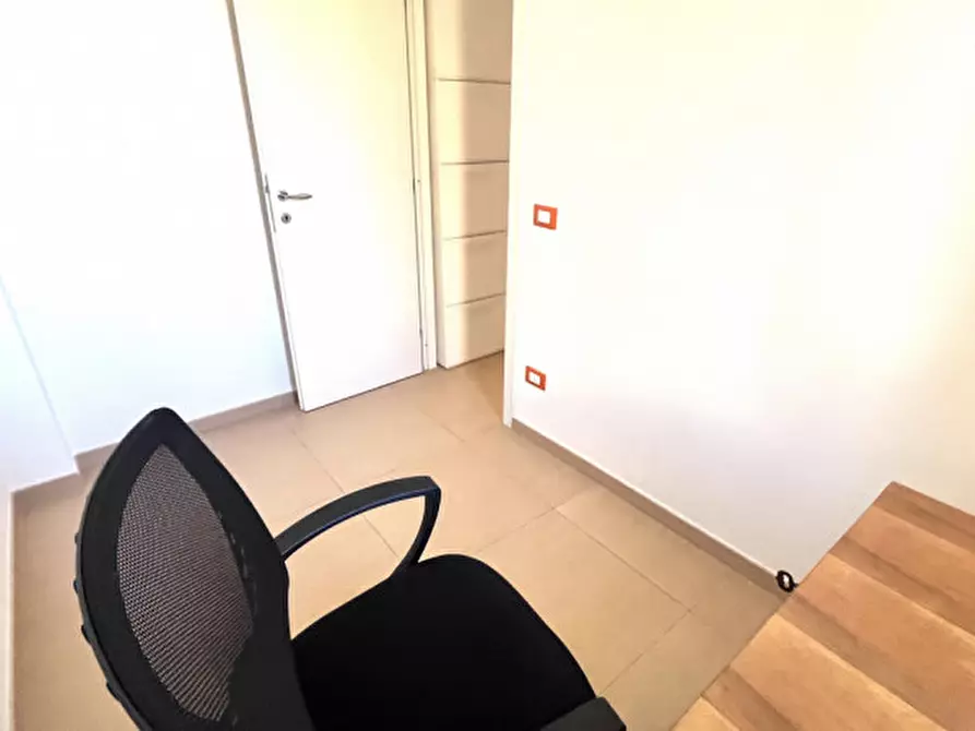 Immagine 12 di Appartamento in affitto  in Via Michelangelo Poggioli a Roma
