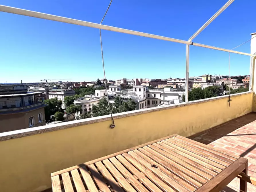 Immagine 16 di Appartamento in affitto  in Via Michelangelo Poggioli a Roma