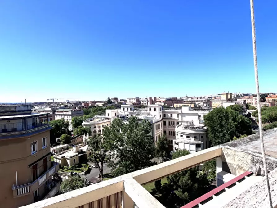Immagine 17 di Appartamento in affitto  in Via Michelangelo Poggioli a Roma