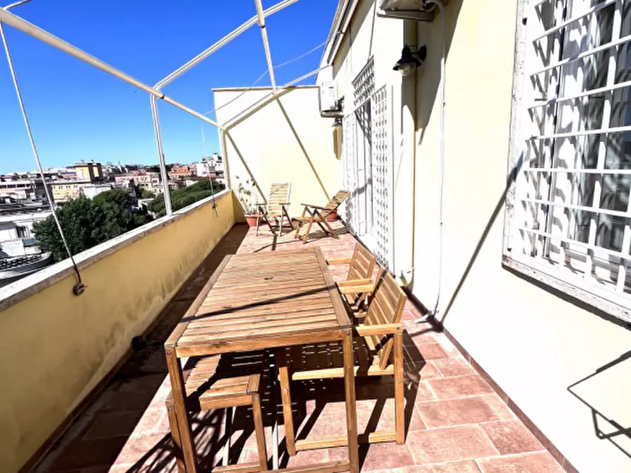 Immagine 25 di Appartamento in affitto  in Via Michelangelo Poggioli a Roma