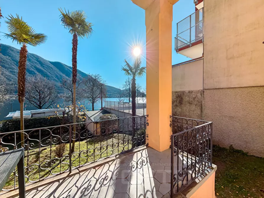 Immagine 17 di Appartamento in vendita  in Via Lungo Lago Gramsci ,29 a Omegna