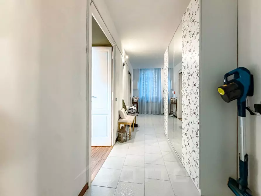 Immagine 31 di Appartamento in vendita  in Via Lungo Lago Gramsci ,29 a Omegna
