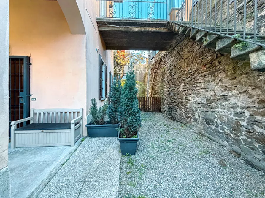 Immagine 32 di Appartamento in vendita  in Via Lungo Lago Gramsci ,29 a Omegna