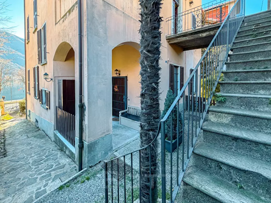 Immagine 34 di Appartamento in vendita  in Via Lungo Lago Gramsci ,29 a Omegna