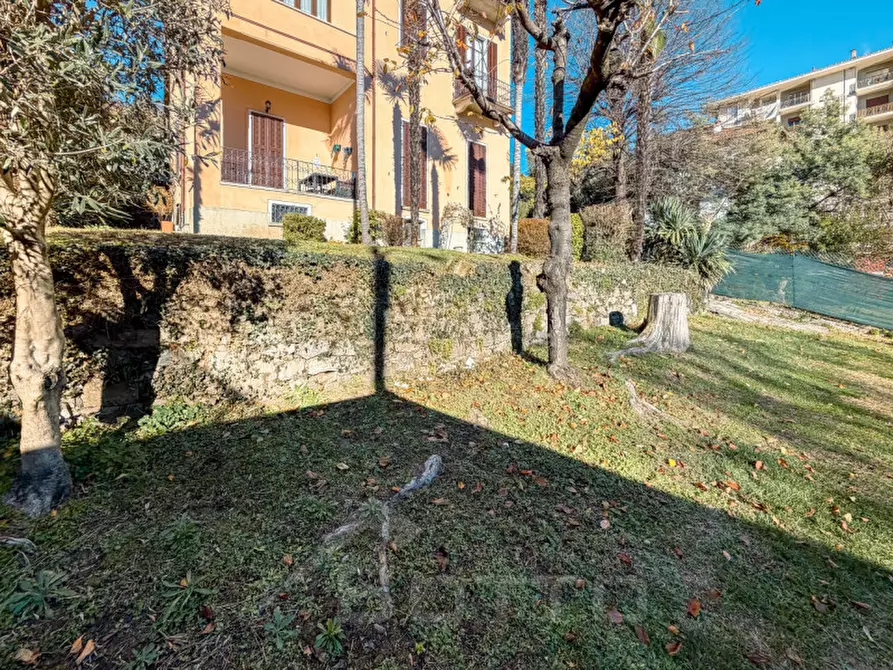 Immagine 40 di Appartamento in vendita  in Via Lungo Lago Gramsci ,29 a Omegna
