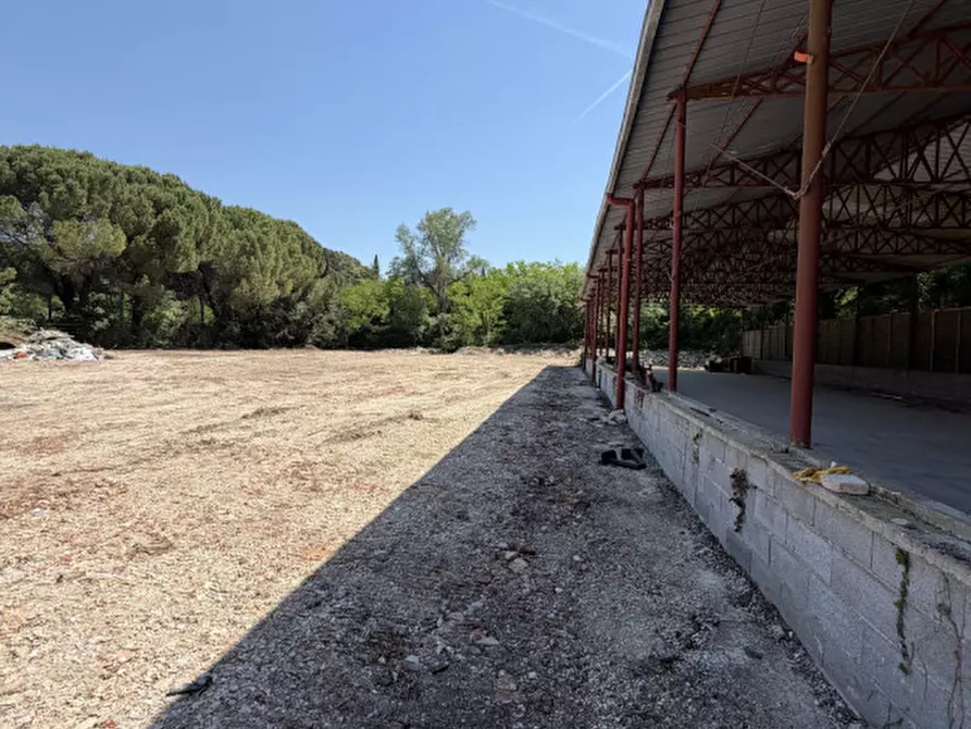 Immagine 16 di Capannone industriale in vendita  a Perugia