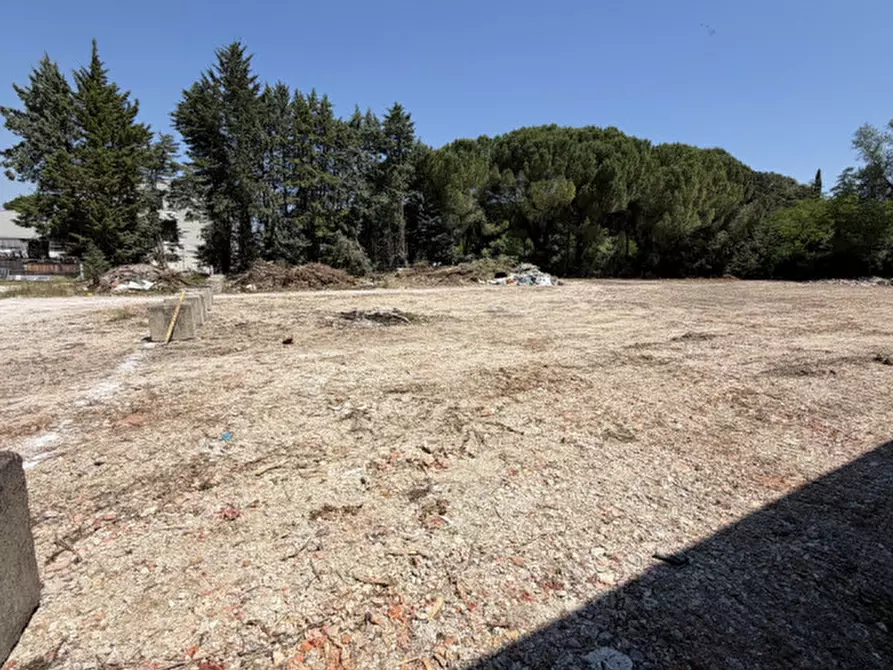 Immagine 17 di Capannone industriale in vendita  a Perugia