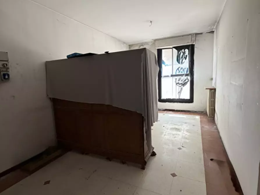 Immagine 33 di Capannone industriale in vendita  a Perugia
