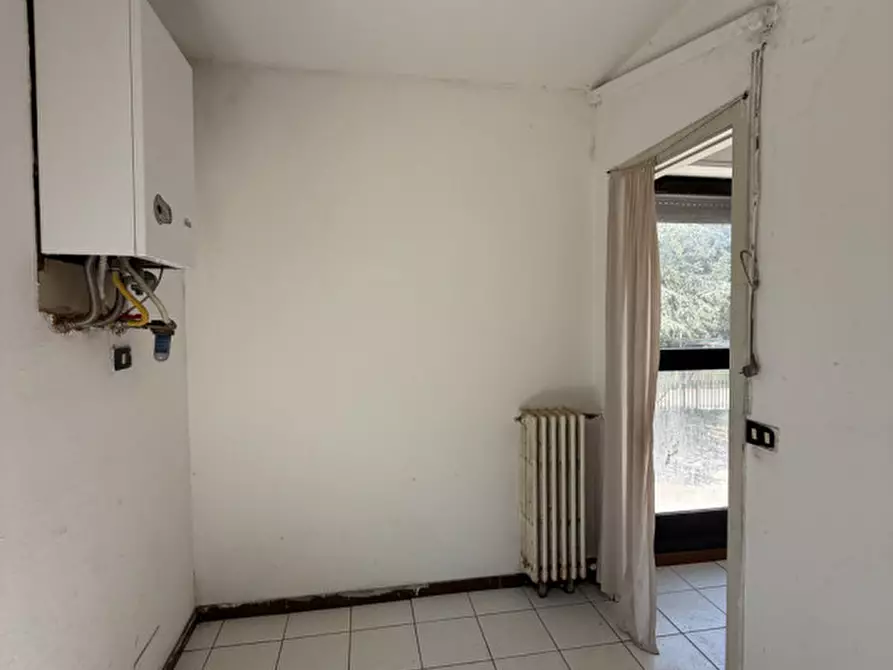 Immagine 37 di Capannone industriale in vendita  a Perugia