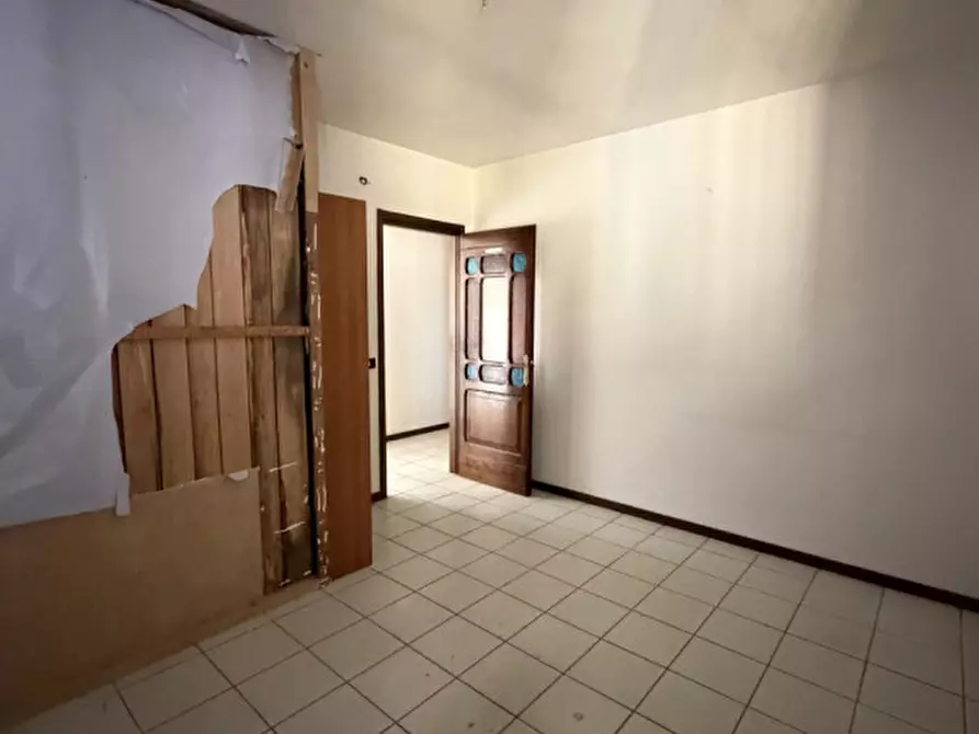 Immagine 52 di Capannone industriale in vendita  a Perugia