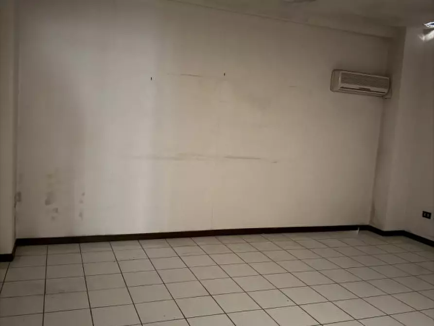 Immagine 58 di Capannone industriale in vendita  a Perugia