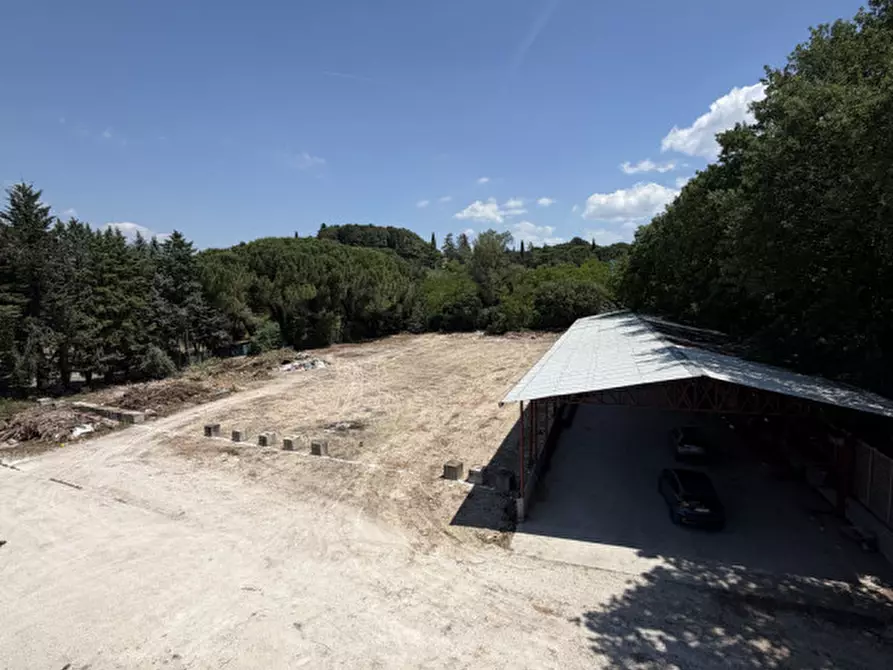 Immagine 63 di Capannone industriale in vendita  a Perugia