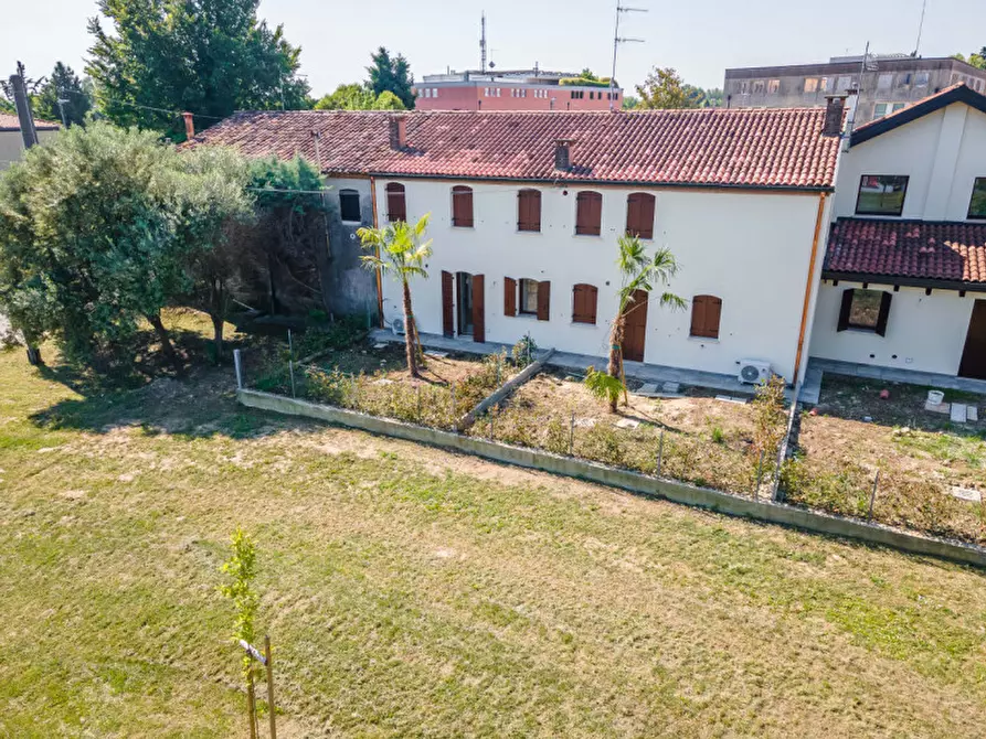 Immagine 29 di Casa trifamiliare in vendita  in Via Monsignor Giovanni Fortin a Padova