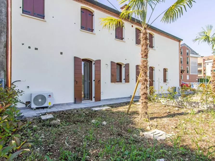 Immagine 30 di Casa trifamiliare in vendita  in Via Monsignor Giovanni Fortin a Padova