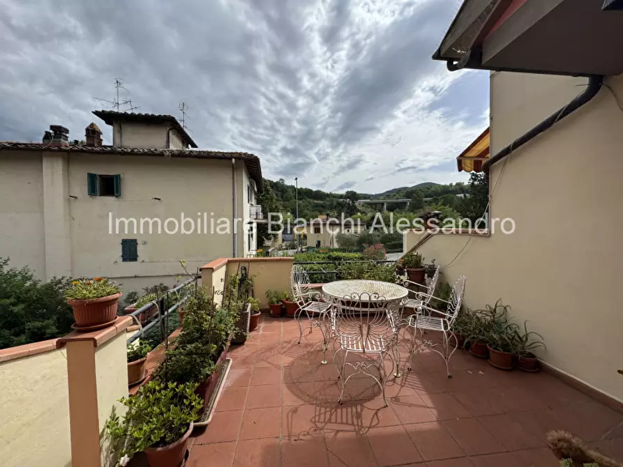 Immagine 1 di Villetta a schiera in vendita  in Via Fiorentina 291 a Rignano Sull'arno