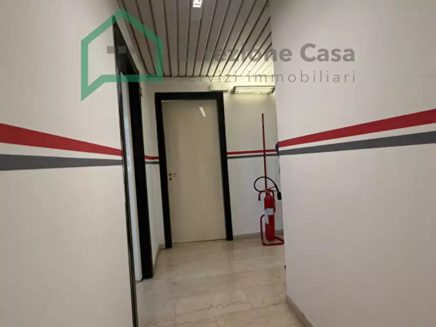 Immagine 7 di Ufficio in affitto  in CENTRO DIREZIONALE a Napoli